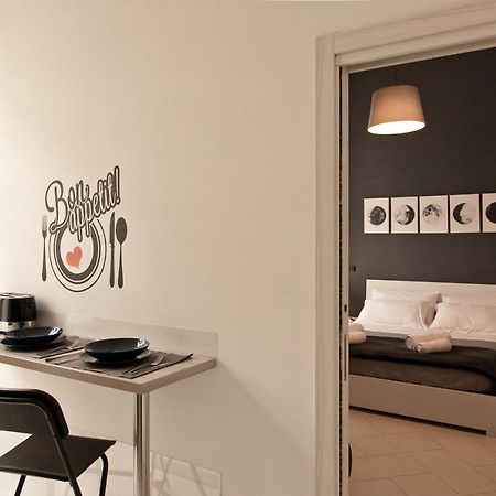 Le Corti Di Napoli Apartments エクステリア 写真