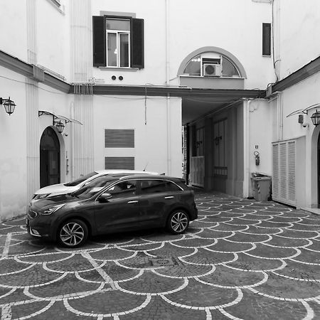 Le Corti Di Napoli Apartments エクステリア 写真