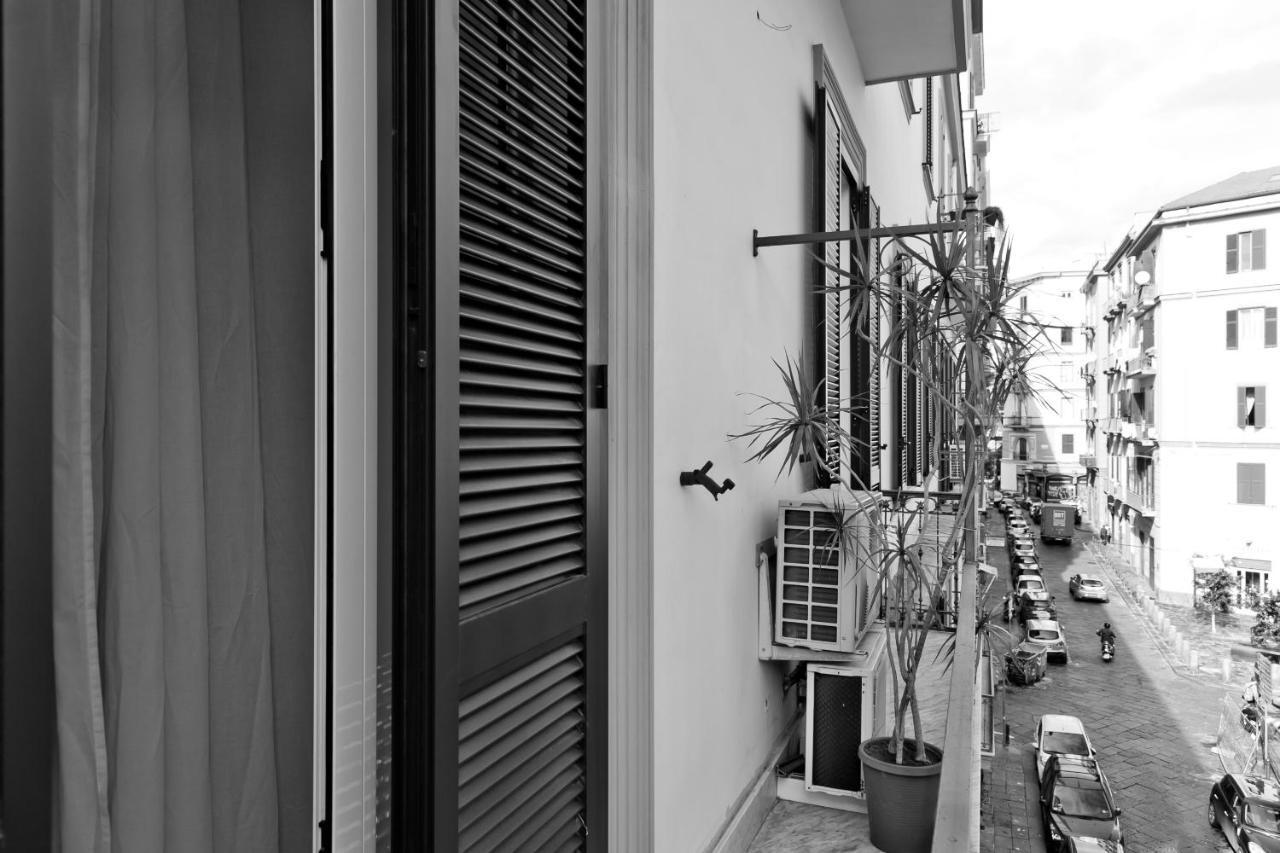 Le Corti Di Napoli Apartments エクステリア 写真