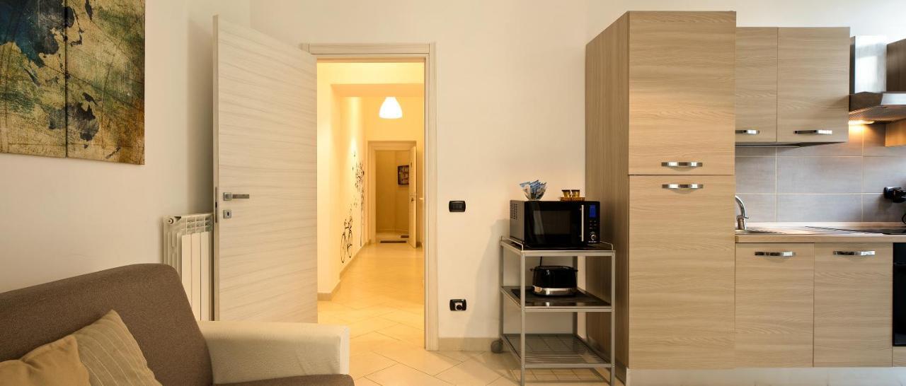Le Corti Di Napoli Apartments エクステリア 写真