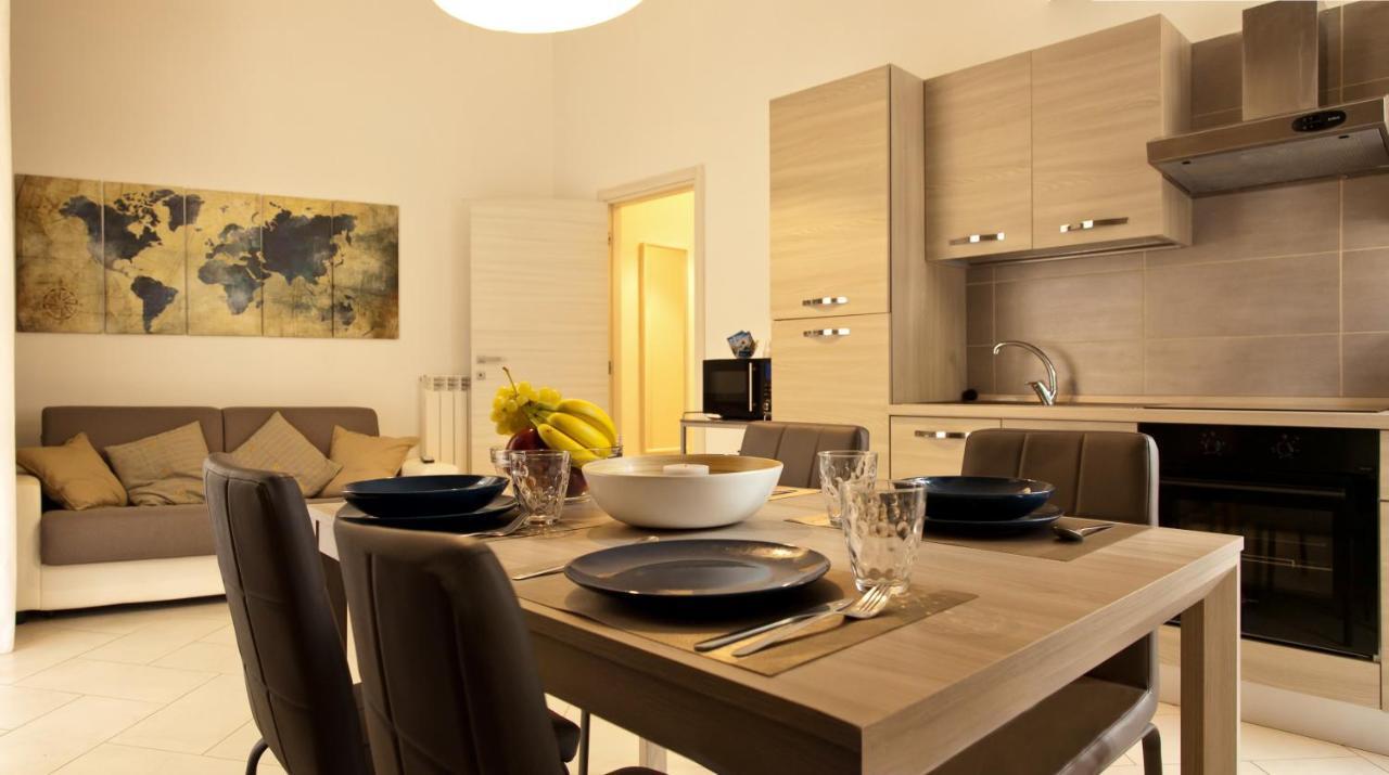 Le Corti Di Napoli Apartments エクステリア 写真