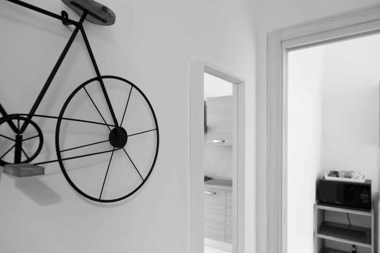 Le Corti Di Napoli Apartments エクステリア 写真