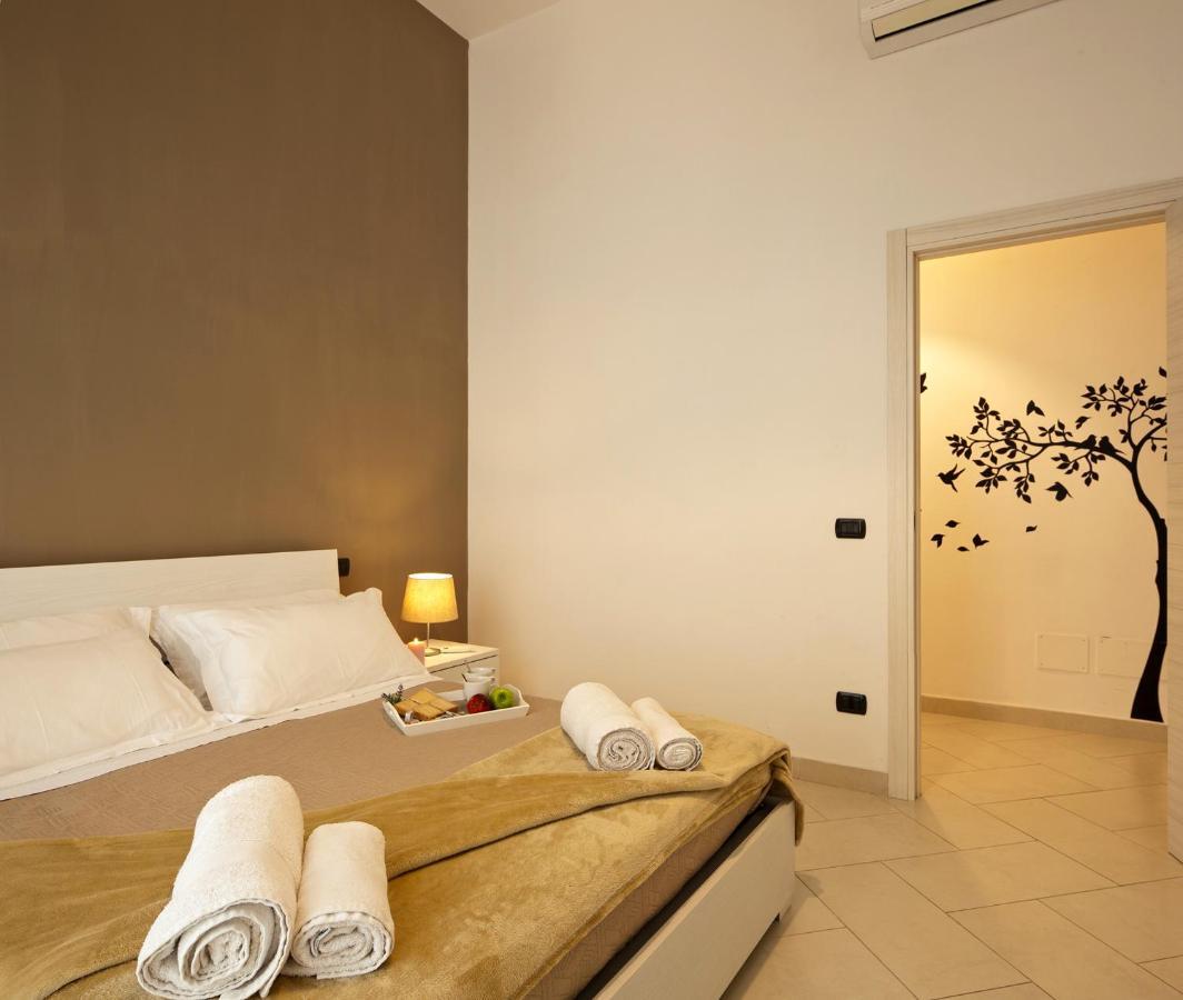 Le Corti Di Napoli Apartments エクステリア 写真