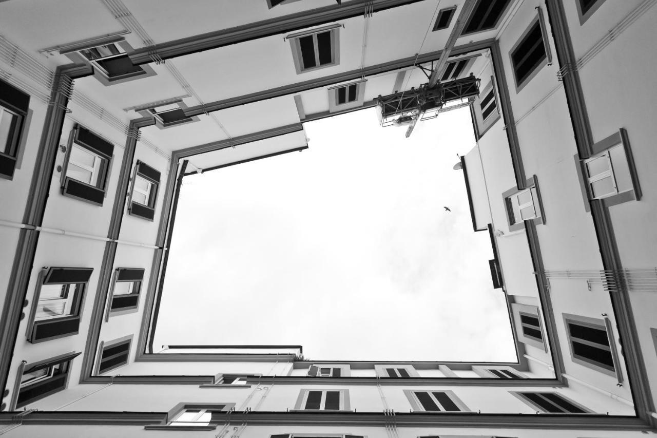 Le Corti Di Napoli Apartments エクステリア 写真